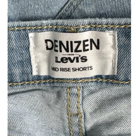 Denizen Levi's Womens Mid Rise Light Wash Jean Shorts Size 6/28 - Picture 3 of 9
